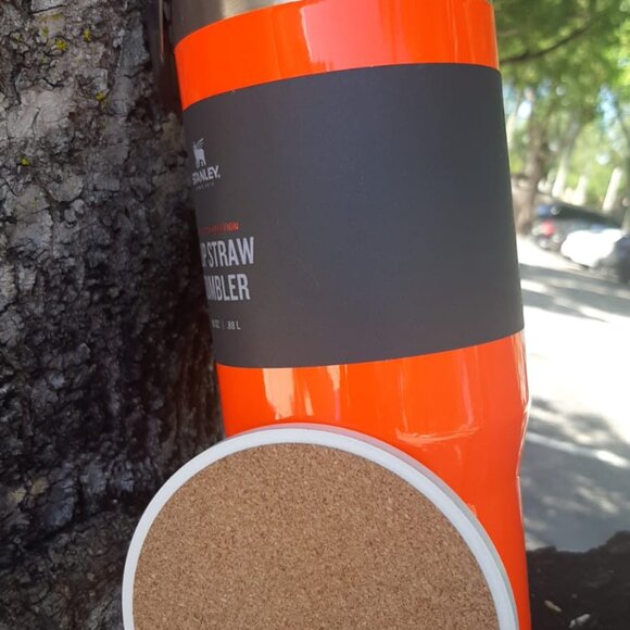 Stanley The Iceflow 30 oz Flip Straw Tumbler Red Made for USA Original - Picture 8 of 15